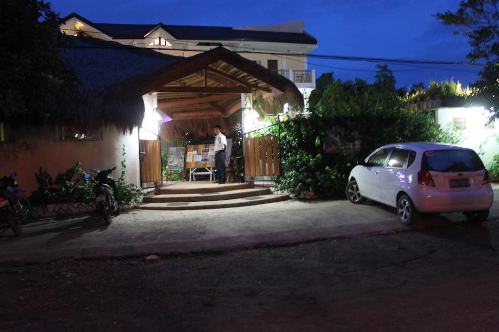 Vanilla Sky Dive Resort Bolod  Exterior foto
