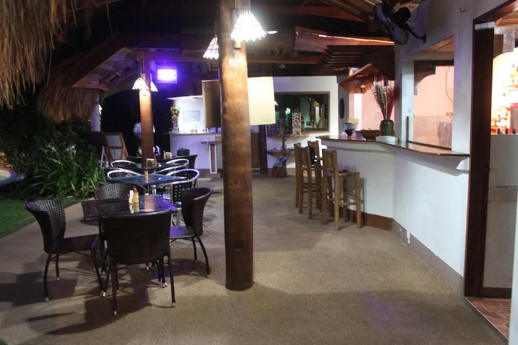 Vanilla Sky Dive Resort Bolod  Exterior foto